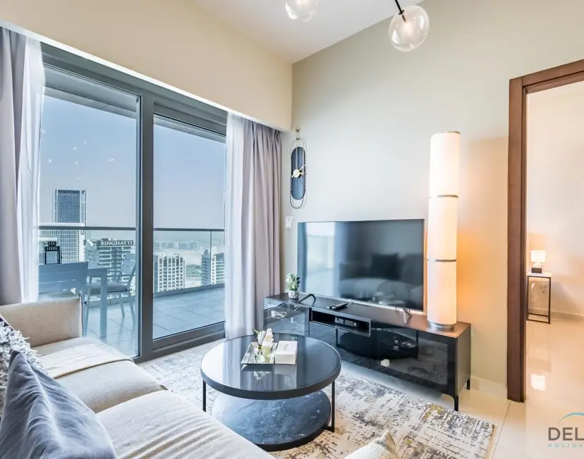 Enticing 2-Bedroom Apartment in Reva Residences — Business Bay — photo 17