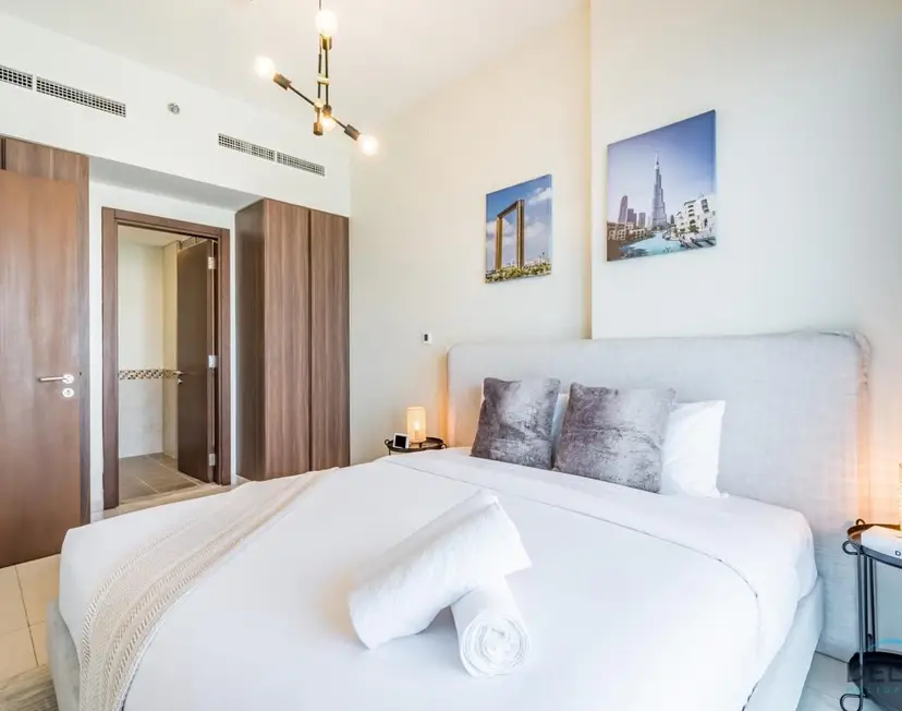 Enticing 2-Bedroom Apartment in Reva Residences — Business Bay — photo 25