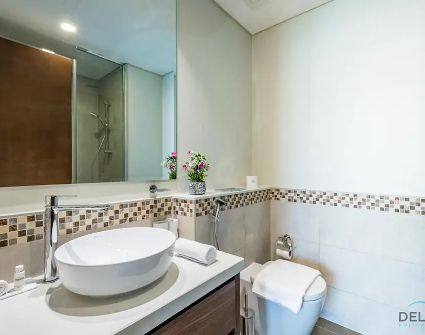 Enticing 2-Bedroom Apartment in Reva Residences — Business Bay — photo 26