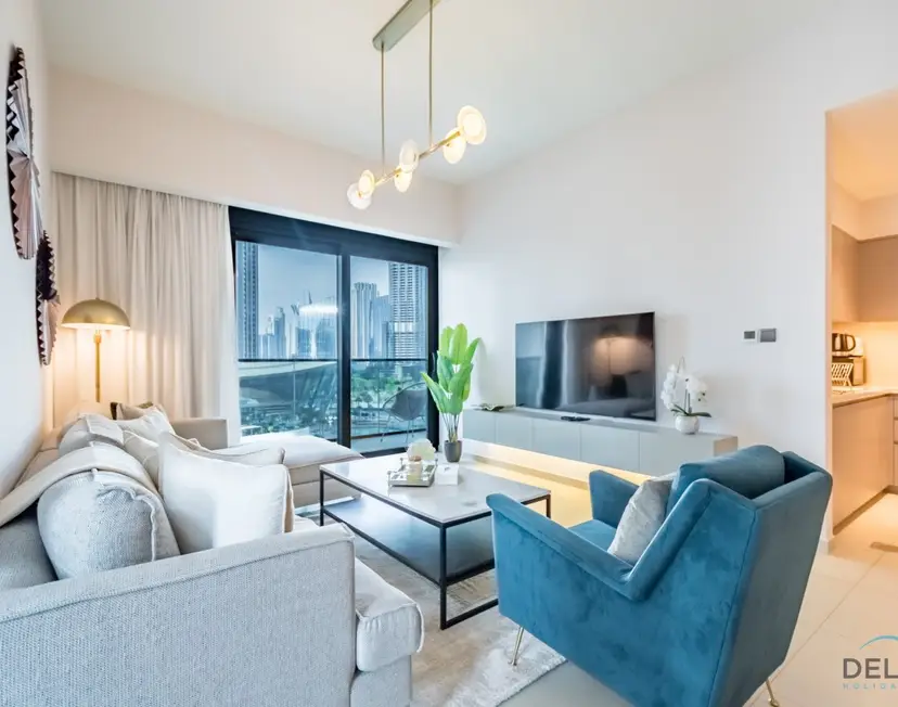 Splendid 2-Bedroom Apartment at Act One Act Two Tower — Downtown Dubai — photo 16