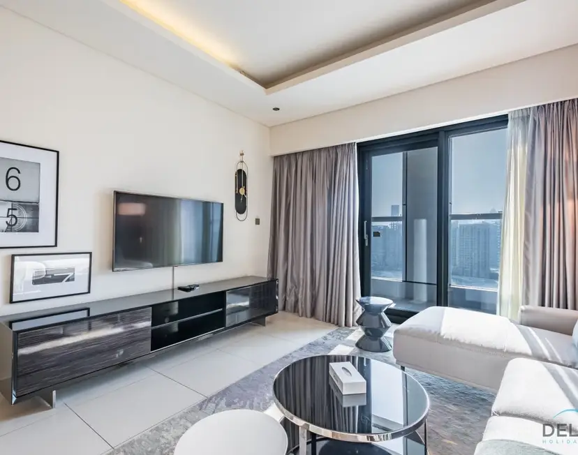 Stylish 1-Bedroom Apartment in Damac Towers by Paramount — Business Bay — photo 19