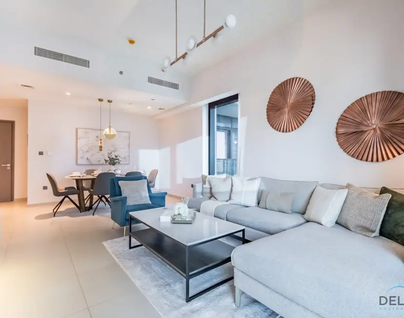 Splendid 2-Bedroom Apartment at Act One Act Two Tower — Downtown Dubai — photo 17