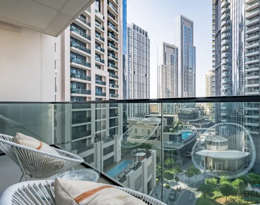 Splendid 2-Bedroom Apartment at Act One Act Two Tower — Downtown Dubai — photo 19