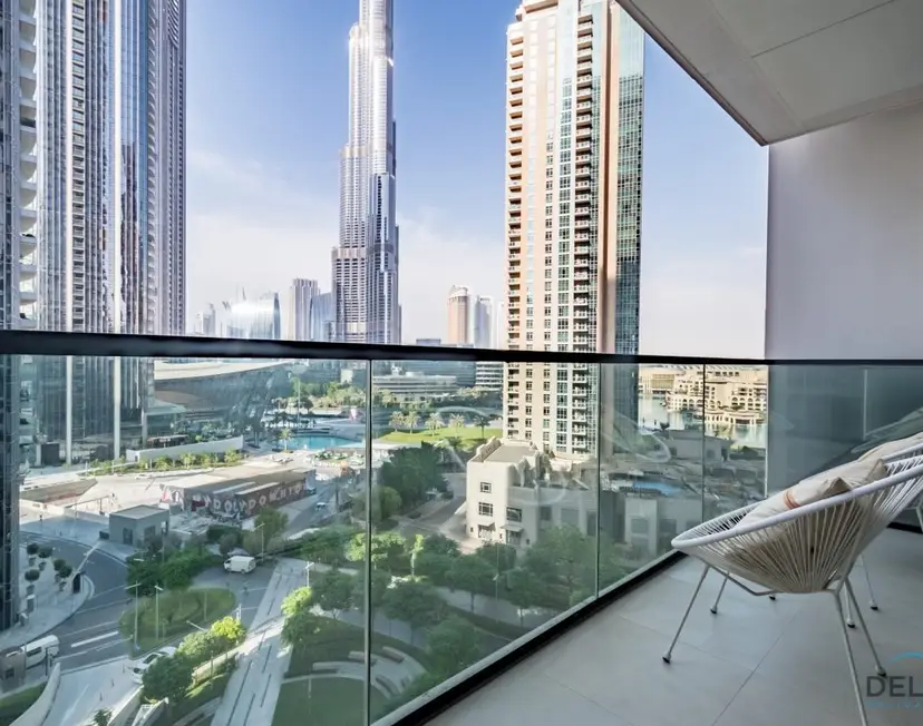 Splendid 2-Bedroom Apartment at Act One Act Two Tower — Downtown Dubai — photo 5