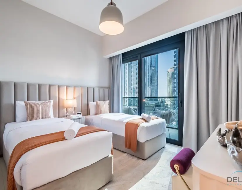 Splendid 2-Bedroom Apartment at Act One Act Two Tower — Downtown Dubai — photo 7