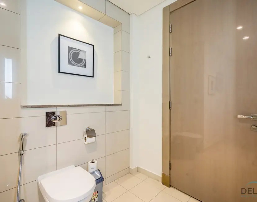 Stylish 1-Bedroom Apartment in Damac Towers by Paramount — Business Bay — photo 28