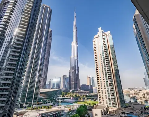 Splendid 2-Bedroom Apartment at Act One Act Two Tower — Downtown Dubai — photo 2