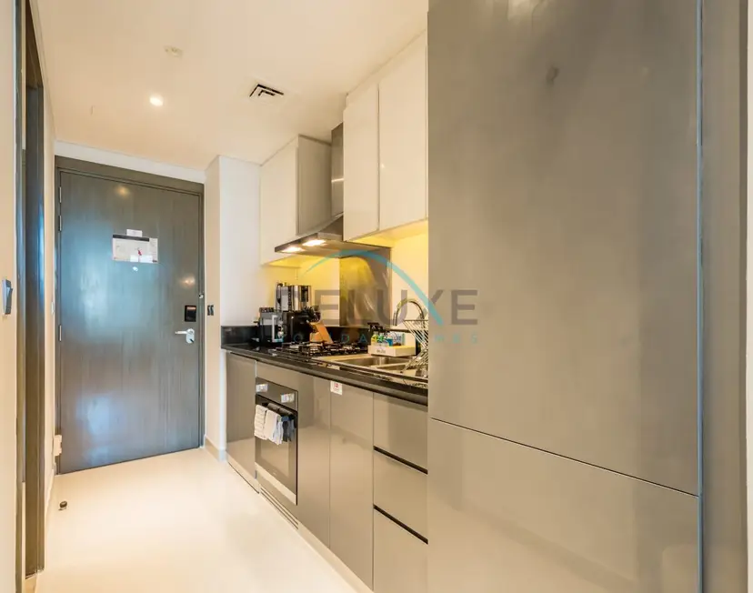Luxury Studio Apartment in Prive By Damac — Business Bay — photo 10