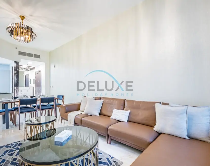 Upscale 3-Bedroom Apartment in Bayz Tower — Business Bay — photo 9