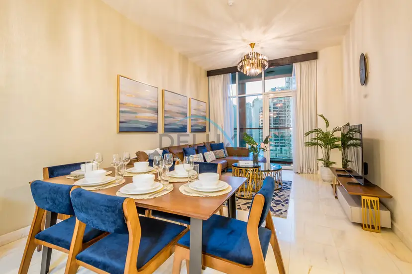 Stunning 3-Bedroom Apartment in Bayz Tower — Business Bay — photo 1