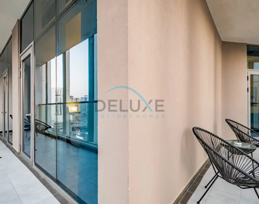 Stunning 3-Bedroom Apartment in Bayz Tower — Business Bay — photo 15