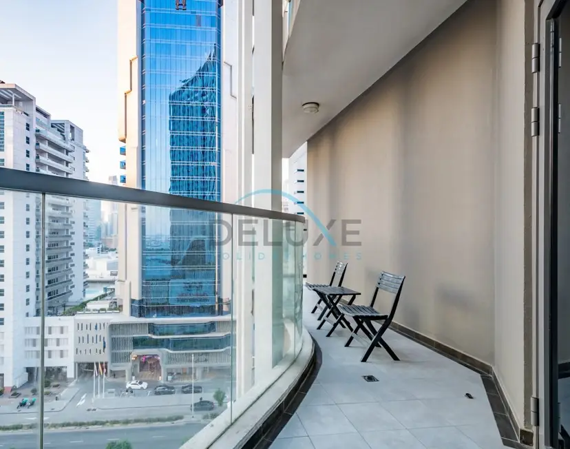 Capacious 3-Bedroom Apartment in Bayz Tower — Business Bay — photo 21