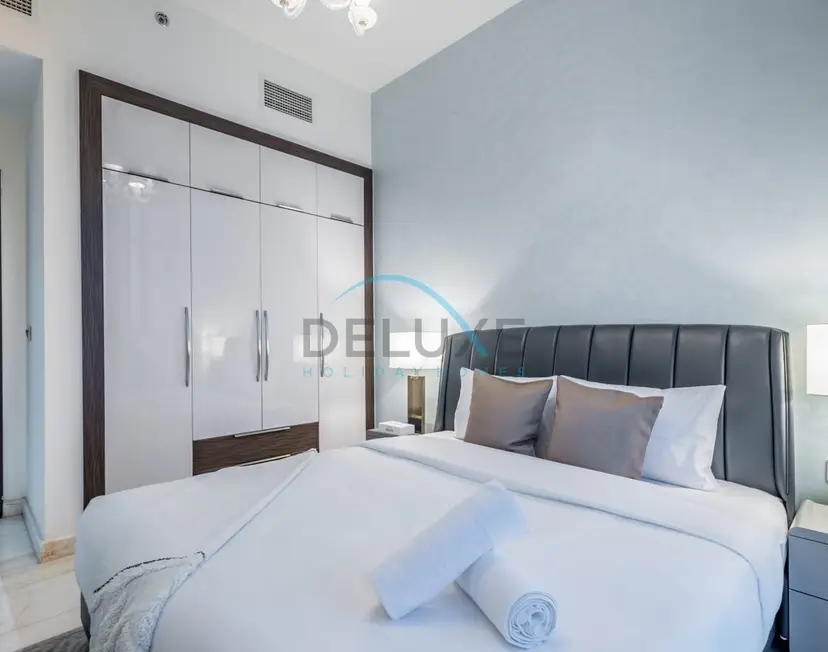 Stunning 3-Bedroom Apartment in Bayz Tower — Business Bay — photo 18