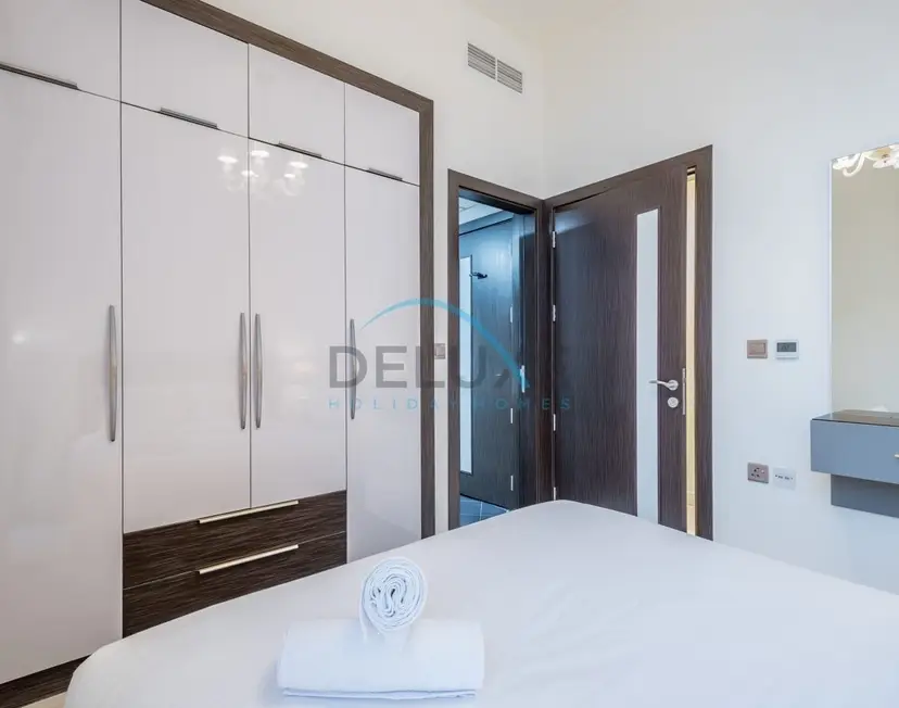 Upscale 3-Bedroom Apartment in Bayz Tower — Business Bay — photo 24