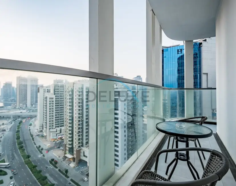 Upscale 3-Bedroom Apartment in Bayz Tower — Business Bay — photo 28