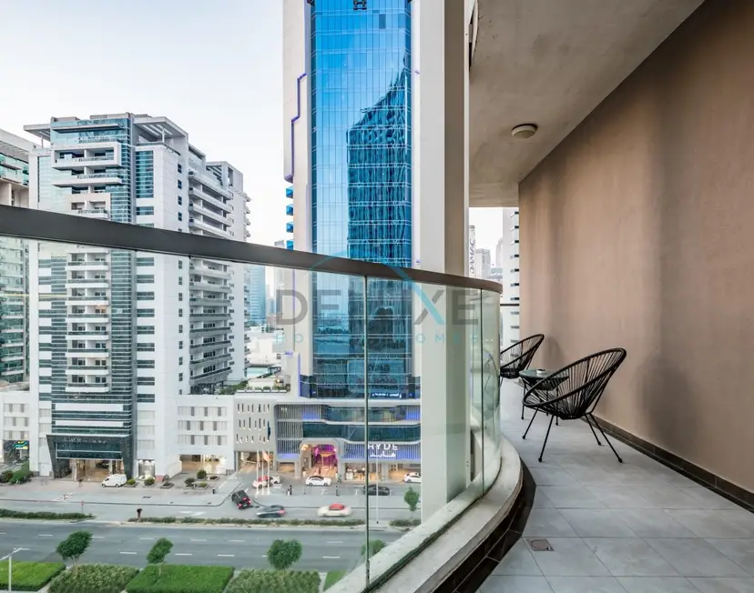 Stunning 3-Bedroom Apartment in Bayz Tower — Business Bay — photo 5