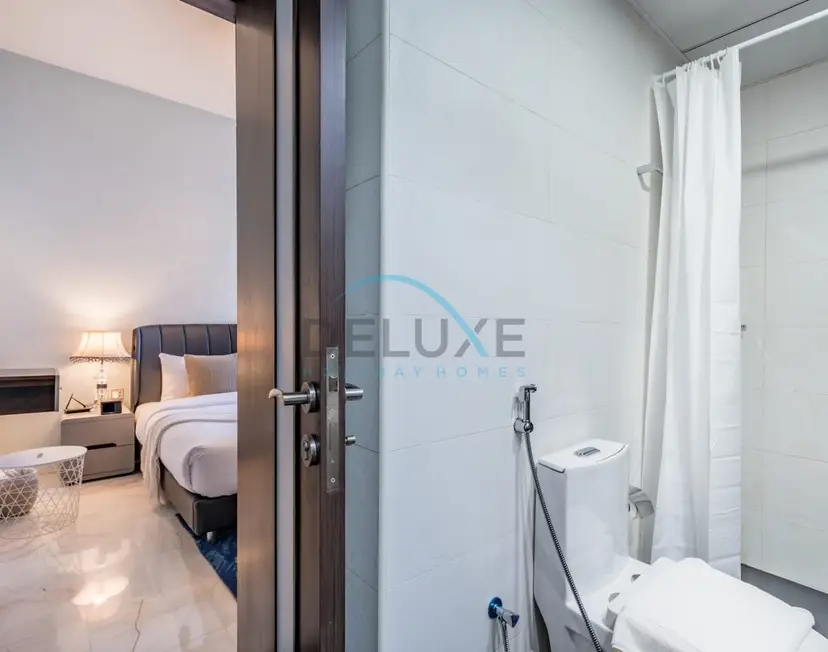 Capacious 3-Bedroom Apartment in Bayz Tower — Business Bay — photo 36