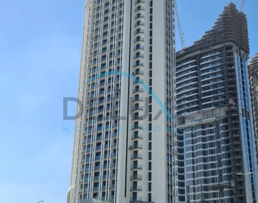 Stunning 3-Bedroom Apartment in Bayz Tower — Business Bay — photo 40