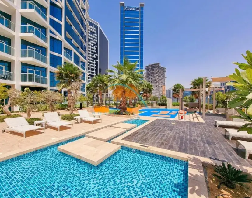 Luxury Studio Apartment in Prive By Damac — Business Bay — photo 8