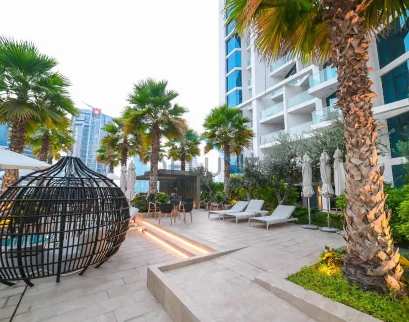 Luxury Studio Apartment in Prive By Damac — Business Bay — photo 32