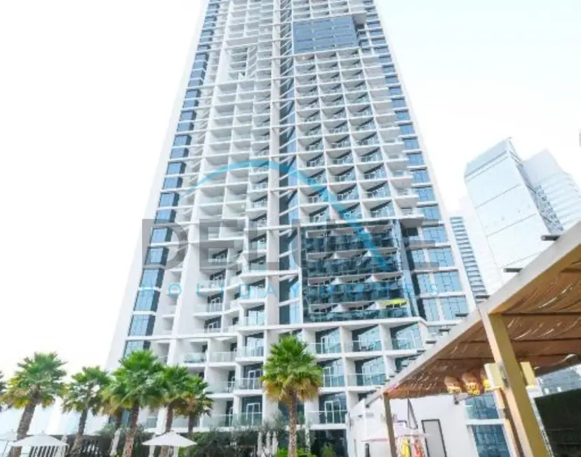 Luxury Studio Apartment in Prive By Damac — Business Bay — photo 36