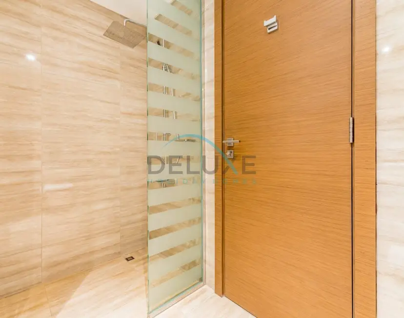 Contemporary 1-Bedroom w/ Partial Canal Views — Business Bay — photo 13