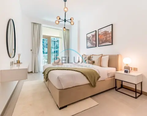 Contemporary 1-Bedroom w/ Partial Canal Views — Business Bay — photo 4