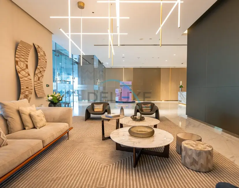Contemporary 1-Bedroom w/ Partial Canal Views — Business Bay — photo 32