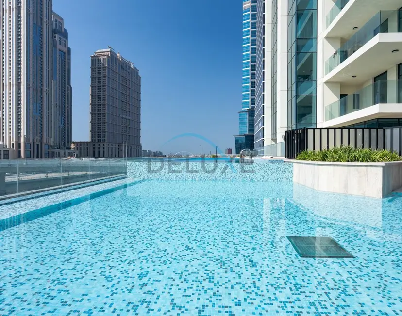 Contemporary 1-Bedroom w/ Partial Canal Views — Business Bay — photo 39