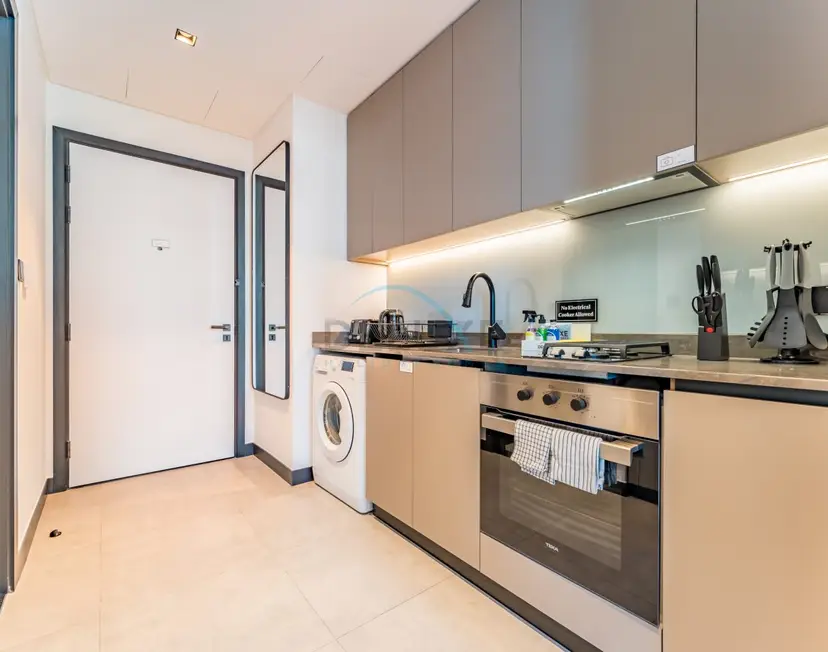 Elegant Studio Next to Dubai Water Canal,15 Northside Tower — Business Bay — photo 12