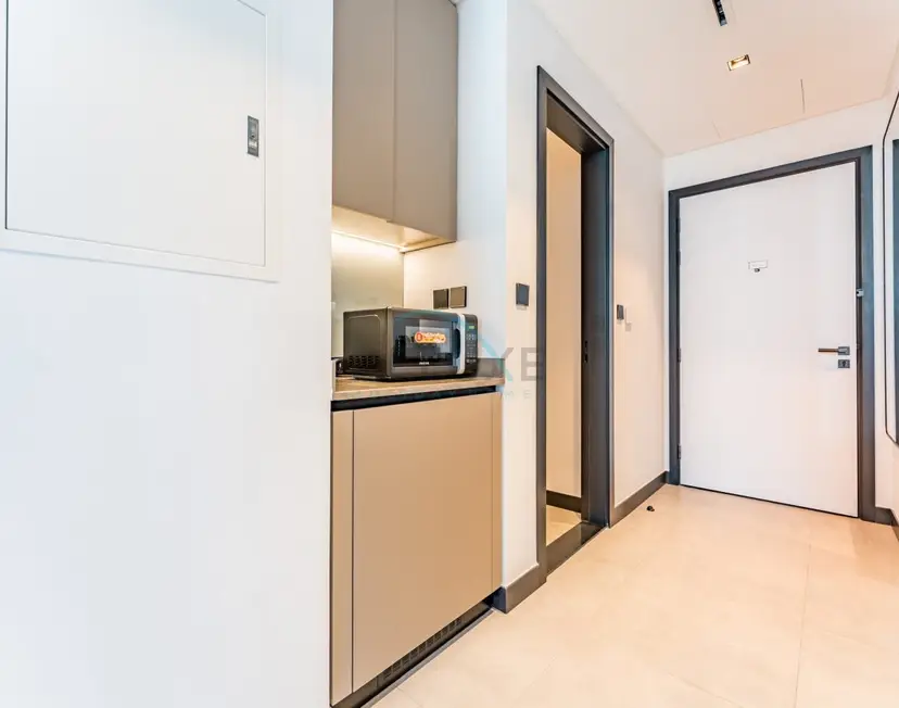 Elegant Studio Next to Dubai Water Canal,15 Northside Tower — Business Bay — photo 13
