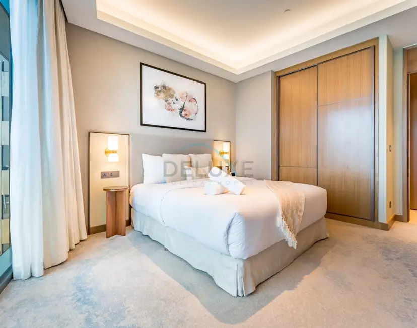 Overlooking Burj Khalifa and Fountain Views from Living to Bedrooms — Downtown Dubai — photo 22