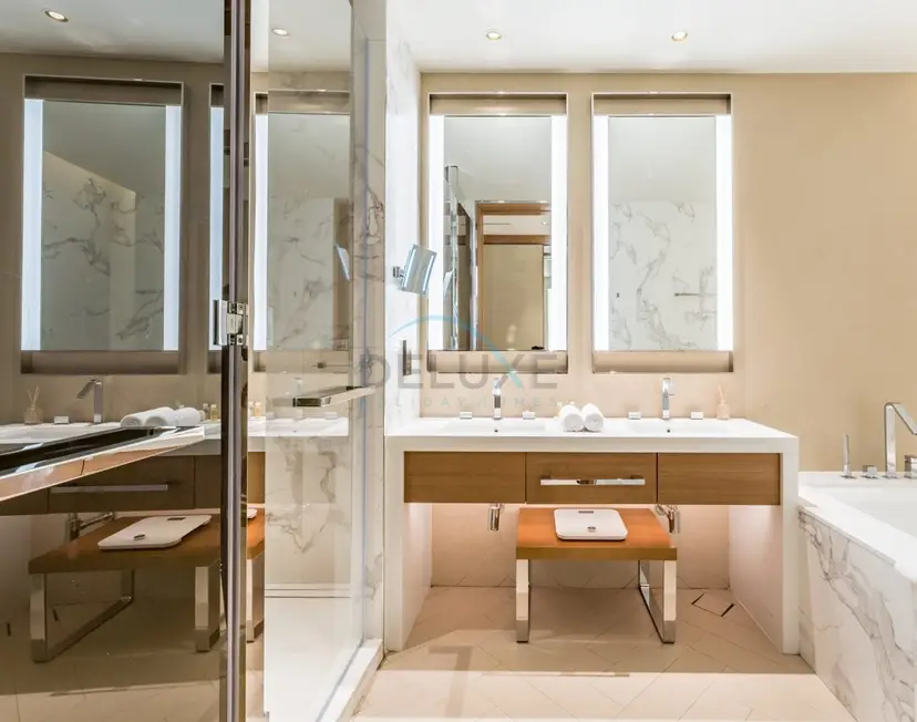 Overlooking Burj Khalifa and Fountain Views from Living to Bedrooms — Downtown Dubai — photo 24