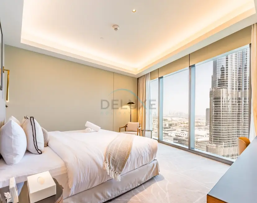 Overlooking Burj Khalifa and Fountain Views from Living to Bedrooms — Downtown Dubai — photo 27