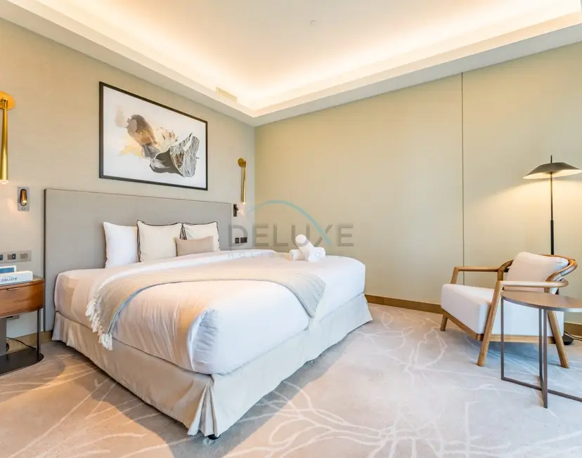 Overlooking Burj Khalifa and Fountain Views from Living to Bedrooms — Downtown Dubai — photo 28