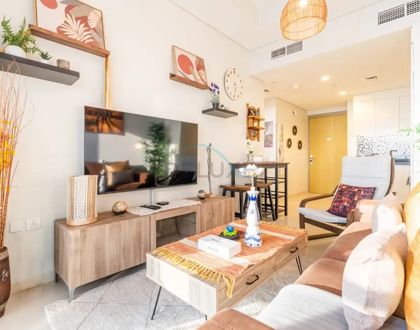 Close to Dubai Water Canal 1-Bedroom with Balcony, Aykon City 2 Tower — Business Bay — photo 7