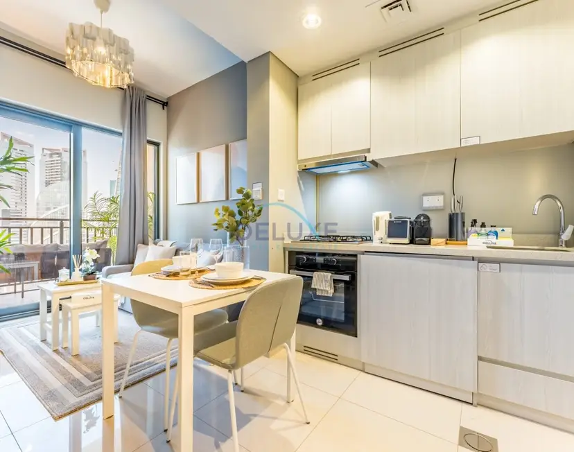 City Views 1-Bedroom with Balcony Near Dubai Water Canal, Zada Tower — Business Bay — photo 6