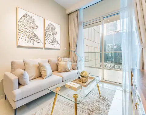 City and Burj Khalifa View 2-Bedroom, Near Dubai Water Canal, Vera Tower — Business Bay — photo 2