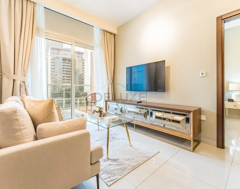 City and Burj Khalifa View 2-Bedroom, Near Dubai Water Canal, Vera Tower — Business Bay — photo 11