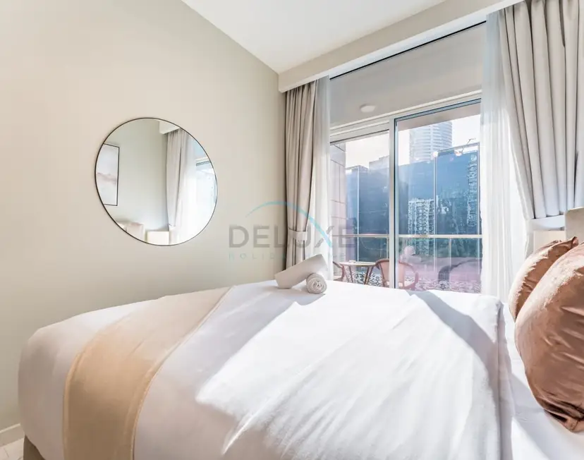 City and Burj Khalifa View 2-Bedroom, Near Dubai Water Canal, Vera Tower — Business Bay — photo 17