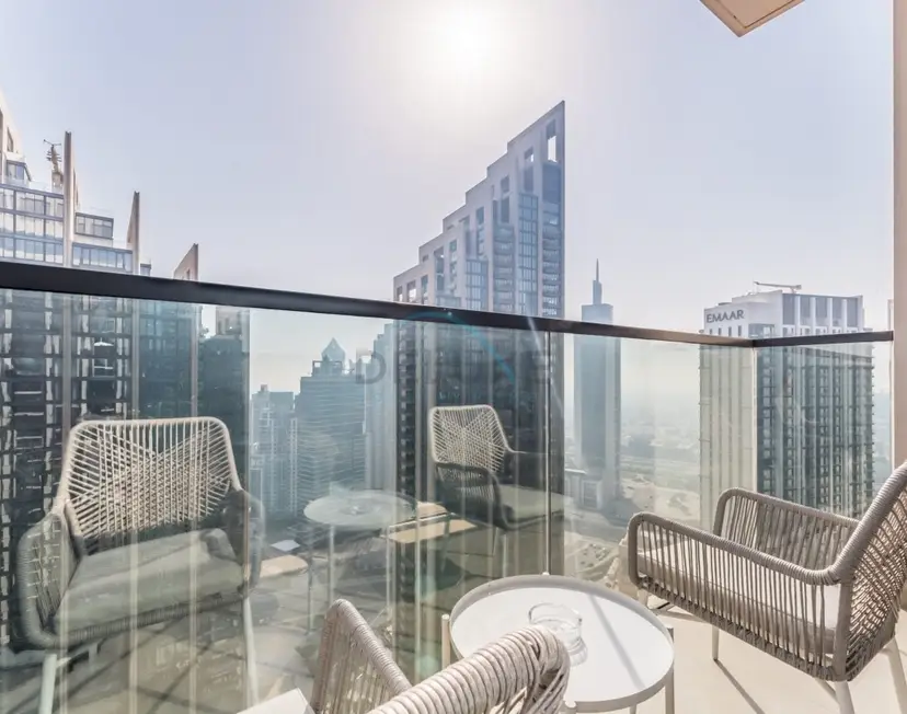 Apartment Steps from Burj Khalifa, Dubai Mall & Metro — Downtown Dubai — photo 4