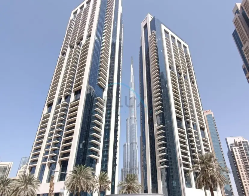 Apartment Steps from Burj Khalifa, Dubai Mall & Metro — Downtown Dubai — photo 17