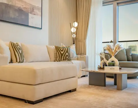 2-Bedroom with Balcony Overlooking City and Burj Khalifa — Business Bay — photo 2
