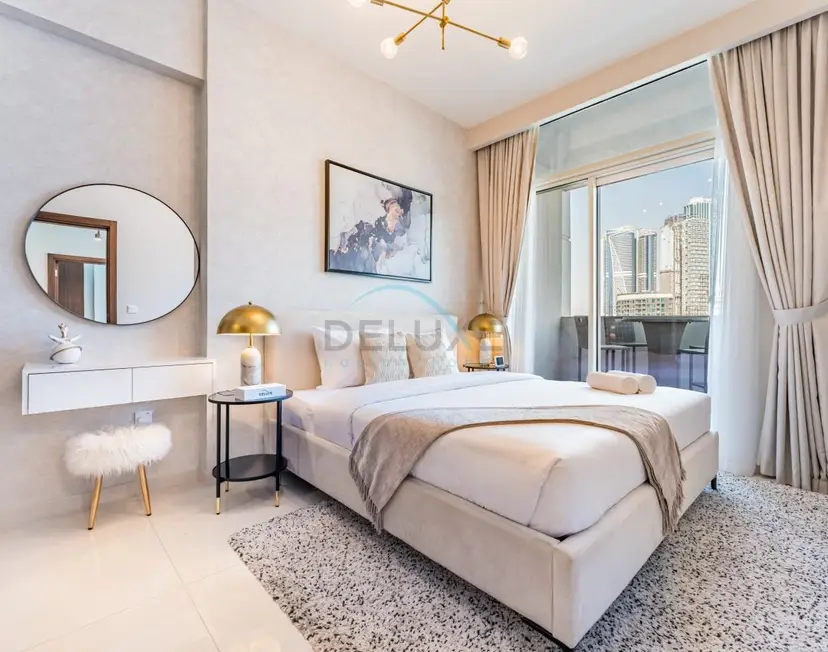 High-Rise 2-Bedroom with Dubai Water Canal View, Quick Access — Business Bay — photo 5
