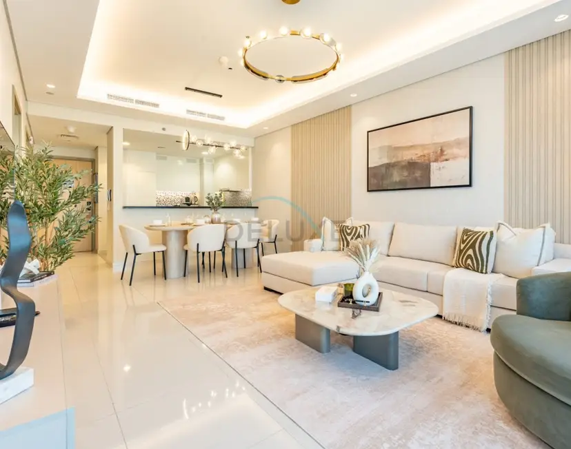 2-Bedroom with Balcony Overlooking City and Burj Khalifa — Business Bay — photo 18