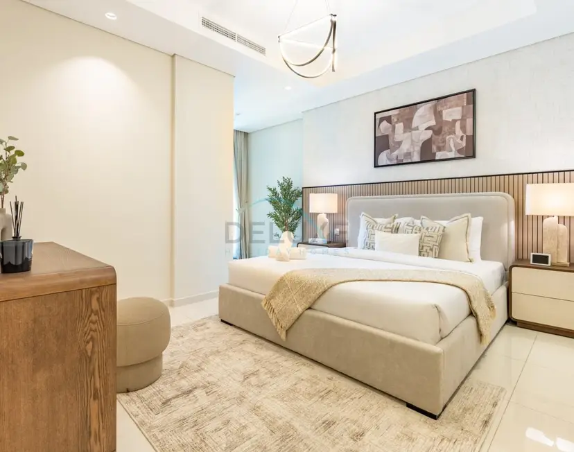 2-Bedroom with Balcony Overlooking City and Burj Khalifa — Business Bay — photo 21