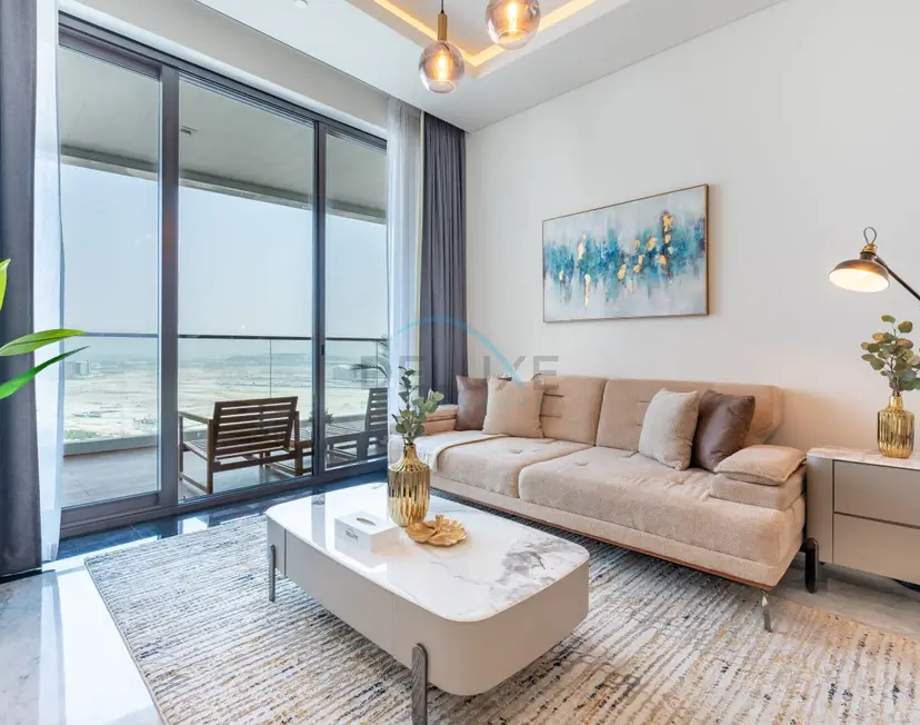Spacious Balcony with Private Jacuzzi and Stunning Views — Business Bay — photo 9