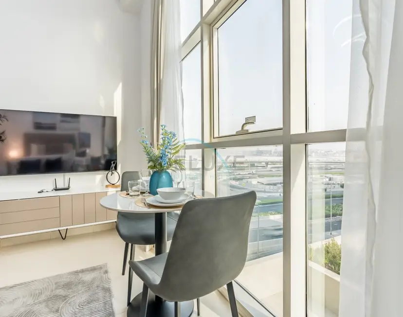 Studio Near Dubai Water Canal and Bus Station — Business Bay — photo 3