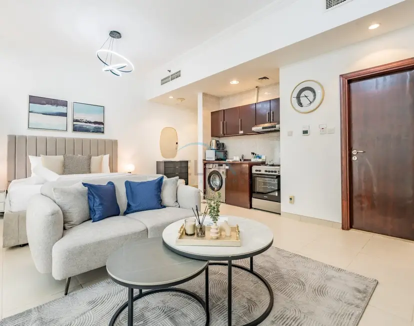 Studio Near Dubai Water Canal and Bus Station — Business Bay — photo 6