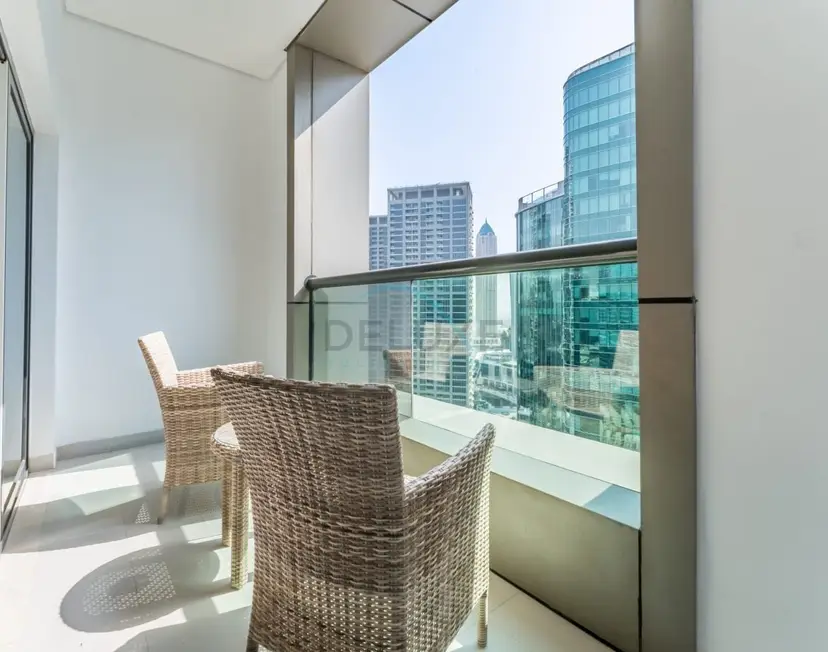 City View Studio on High Floor, Steps from Metro, Beside Water Canal — Business Bay — photo 4
